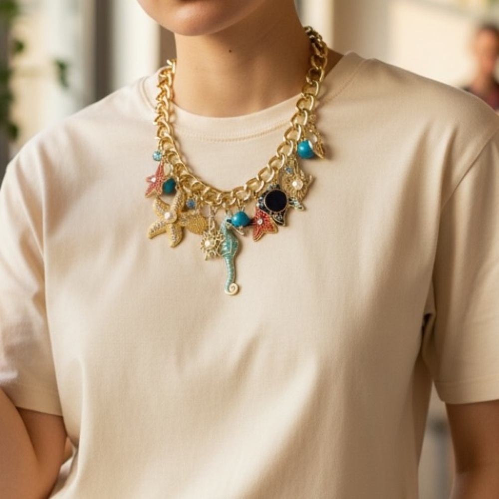 Cluster Starfish Seahorse Necklace - Picture 6 of 7
